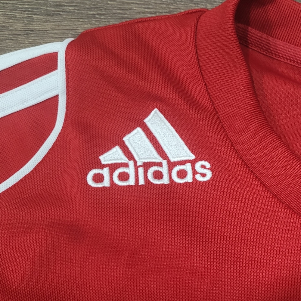 Adidas Climalite.  XL barely used.